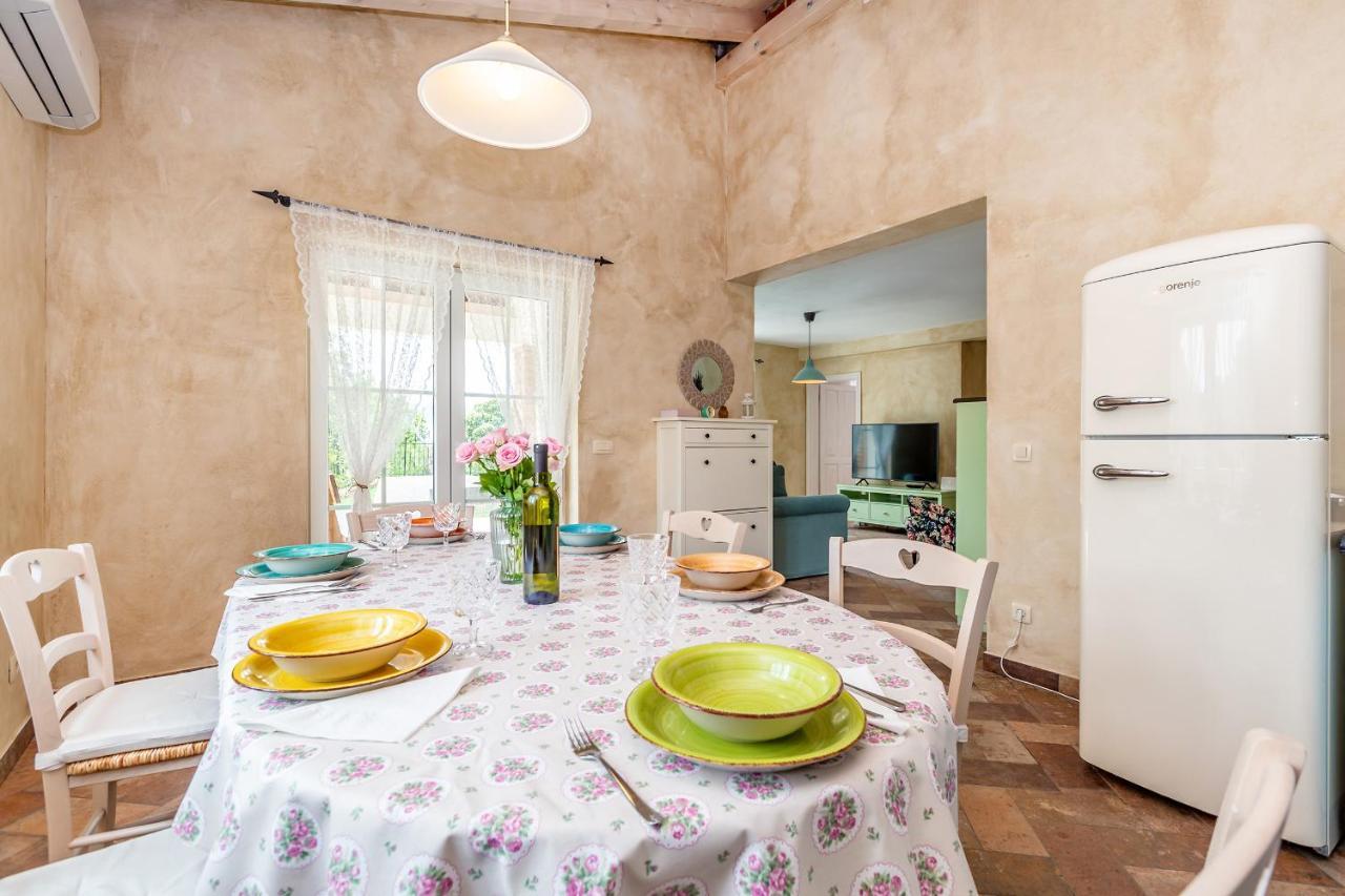 Holiday House Chiara Vrh  Zewnętrze zdjęcie