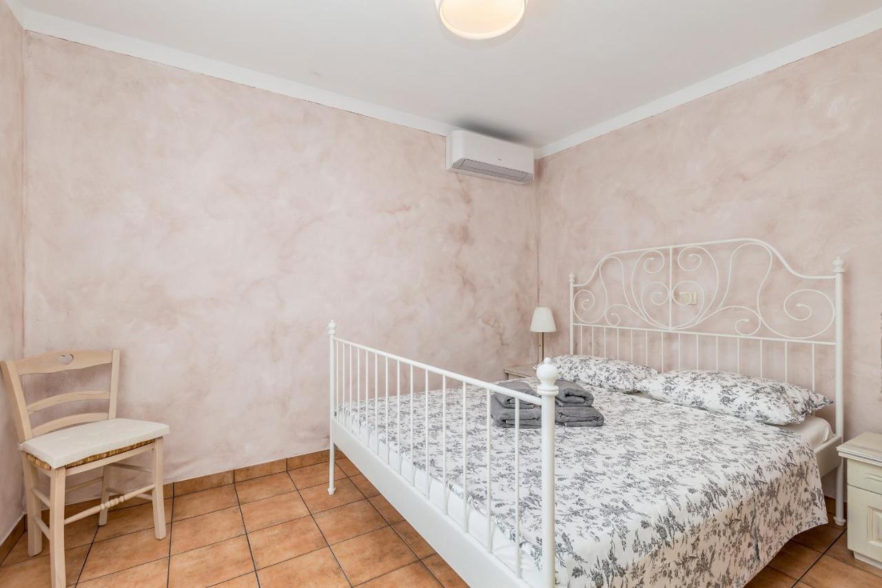 Holiday House Chiara Vrh  Zewnętrze zdjęcie